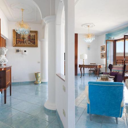 Amore Rentals - Appartamento Cielomare Sorrento Exterior photo