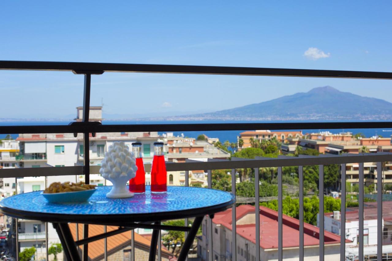 Amore Rentals - Appartamento Cielomare Sorrento Exterior photo